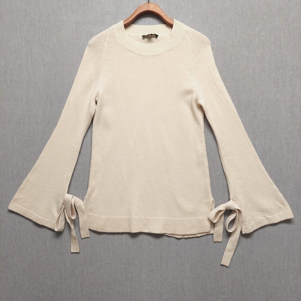 Ann Taylor Sweater Womens XS Cream Wool Cashmere Coquette Romantic Feminine Soft